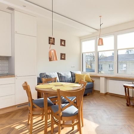 Piekna 2-Bedroom Apartment Варшава Экстерьер фото